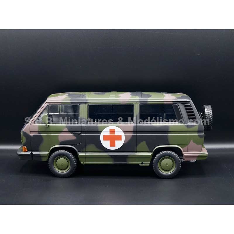 VW T3 BUS SYNCRO FROM 1987 MILITARY AMBULANCE 1:18 KK SCALE LEFT SIDE