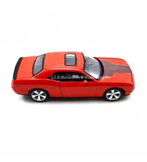 DODGE CHALLENGER SRT8 DE 2008 ORANGE 1:24 MAISTO côté droit