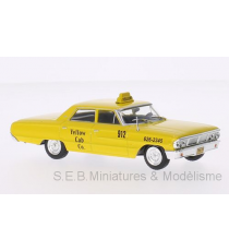 FORD GALAXIE 500 TAXI NEW YORK YELLOW CAB CO EDITION LIMITÉE 1000 pcs 1:43 WHITEBOX