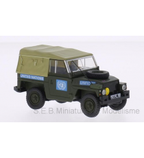 LAND ROVER 1/2 TON RHD NATIONS UNIES VERT 1:43 OXFORD avant droit