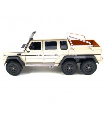 MERCEDES-BENZ AMG G63 6X6 CHAMPAGNE 1:24 WELLY, CÔTÉ GAUCHE