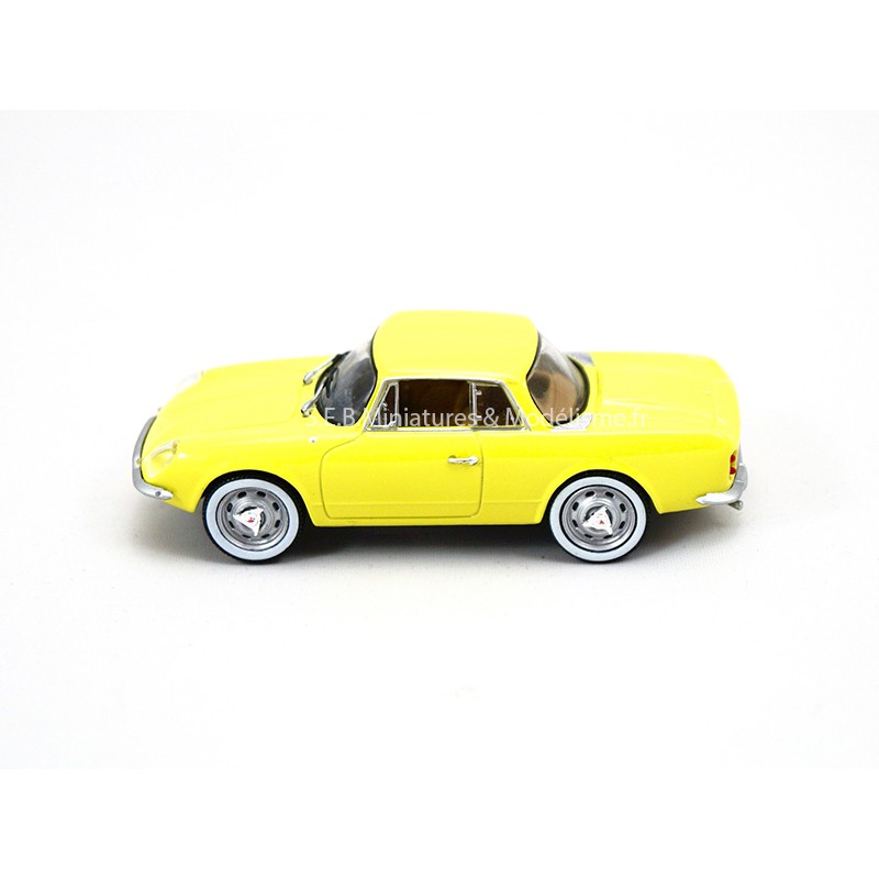 RENAULT ALPINE A 108 COUPÉ 2+2 FROM 1961 YELLOW 1:43 UNIVERSAL HOBBIES
