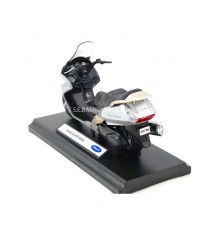 HONDA SCOOTER SILVER WING 1:18 WELLY