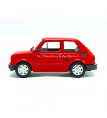 FIAT 126 ROUGE 1:24 WELLY côté gauche