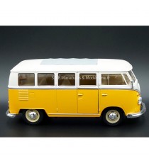 VW VOLKSWAGEN T1 YELLOW AND WHITE BUS FROM 1963 1:24 WELLY right side