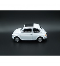 FIAT 500 FROM 1957 WHITE 1:24-27 WELLY left side
