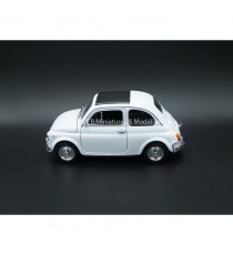 FIAT 500 BLANCHE - 1:24-27 WELLY côté gauche