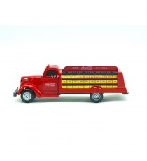 CAMION COCA COLA TRANSPORTEUR DE BOUTEILLES 1938 -1:87 MOTOR CITY CLASSICS côté gauche