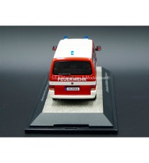 VW VOLKSWAGEN T4 BUS POMPIERS  "112" SÉRIE LIMITÉE 500Pcs 1:43 PREMIUM CLASSIXXs vue arrière