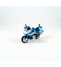 BMW R 1200 RT POLICE ITALIENNE "POLIZIA 113" 1:18 MAISTO avant gauche