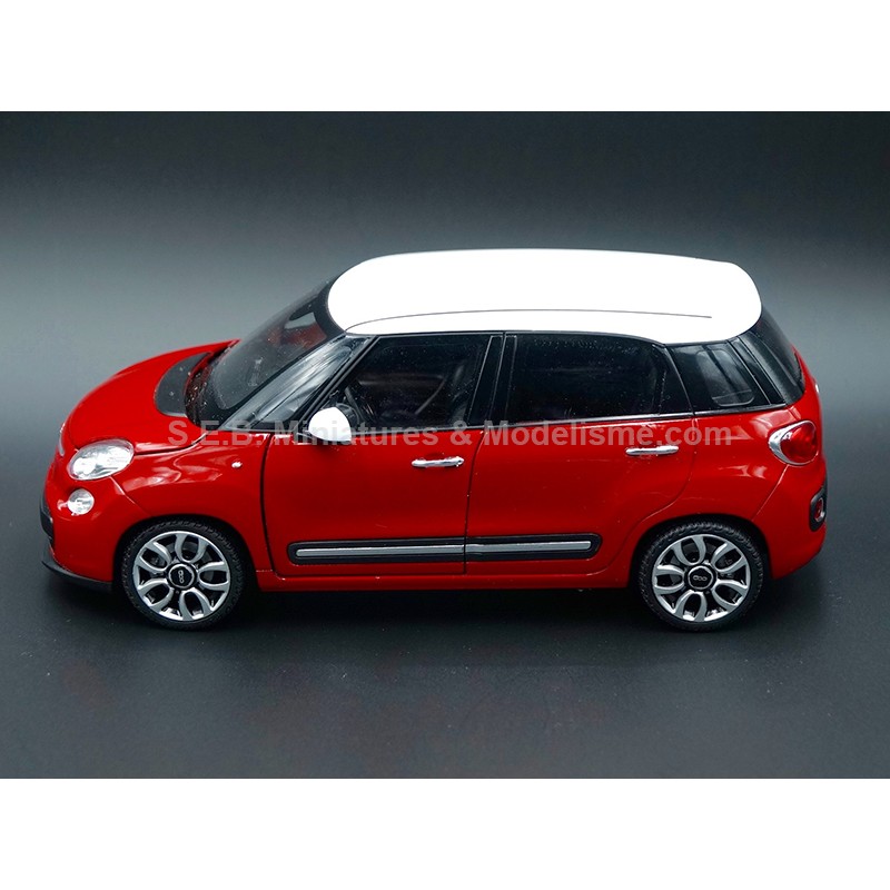 FIAT 500 L 2013 ROUGE TOIT BLANC - 1:24-27 WELLY côté gauche FIAT 500 L 2013 ROUGE TOIT BLANC - 1:24-27 WELLY côté gauche