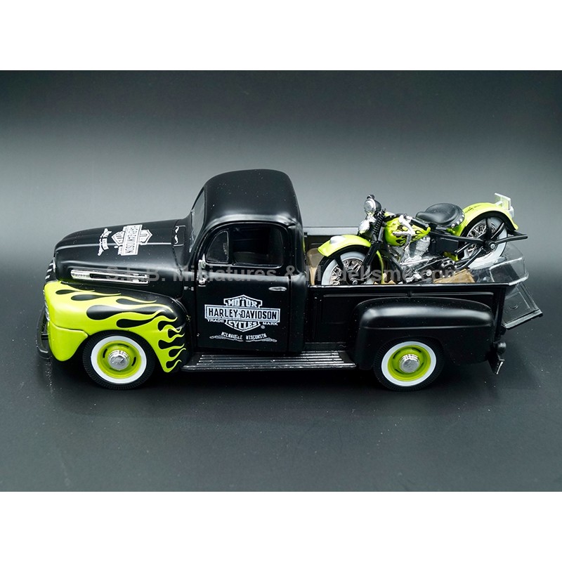 FORD PICK-UP F1 + HARLEY DAVIDSON FL PANHEAD 1/24 MAISTO côté gauche FORD PICK-UP F1 + HARLEY DAVIDSON FL PANHEAD 1/24 MAISTO côté gauche