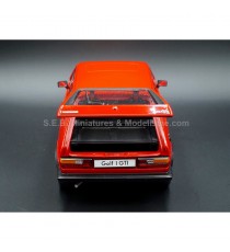 VW VOLKSWAGEN GOLF GTI 1800 série 1 ROUGE 1984 1:18 WELLY coffre ouvert