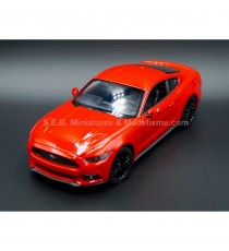 FORD MUSTANG GT 2015 ROUGE 1:24 WELLY avant gauche