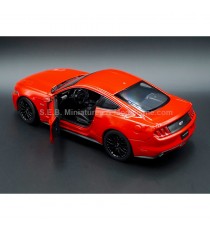 FORD MUSTANG GT 2015 ROUGE 1:24 WELLY porte ouverte