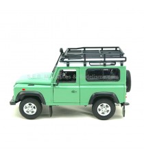 LAND ROVER DEFENDER 90 VERT AVEC RACK DE TOIT 1992 1:24 WELLY côté gauche